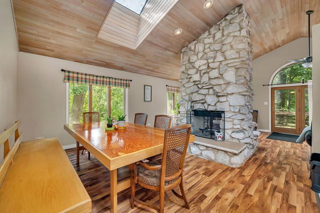 21400 Lisa Lane, Steger, IL 60475