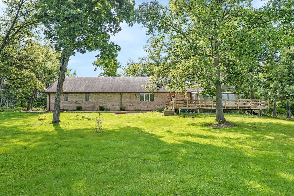 21400 Lisa Lane, Steger, IL 60475