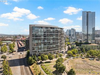 949 Nw OVERTON St 608, Portland, OR 97209
