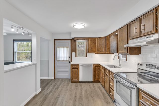 103 Hoover Blvd, Center Twp, PA 15001
