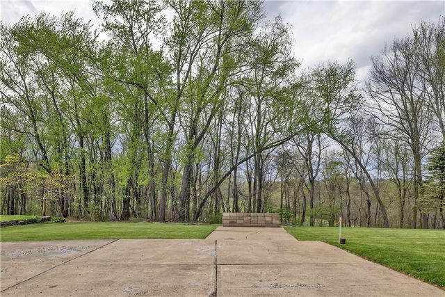 103 Hoover Blvd, Center Twp, PA 15001