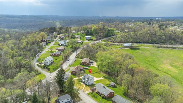 103 Hoover Blvd, Center Twp, PA 15001