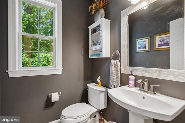 2181 SANDBURG ST, Dunn Loring, VA 22027