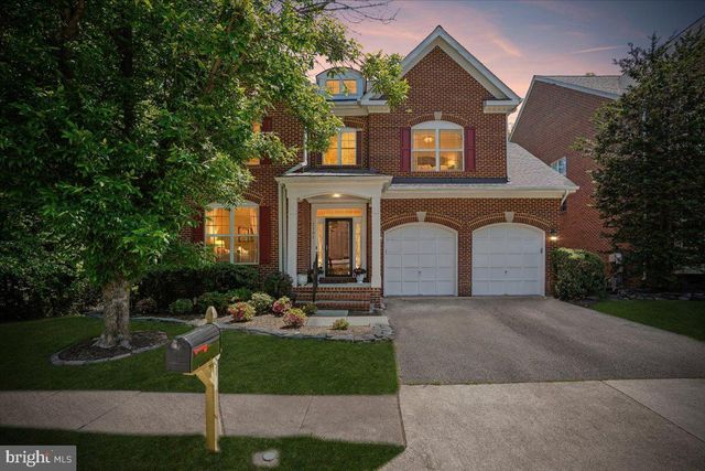 2181 SANDBURG ST, Dunn Loring, VA 22027