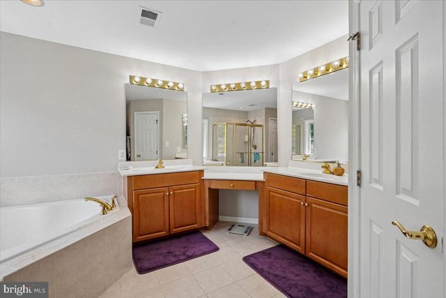2181 SANDBURG ST, Dunn Loring, VA 22027
