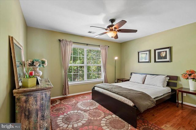 2181 SANDBURG ST, Dunn Loring, VA 22027