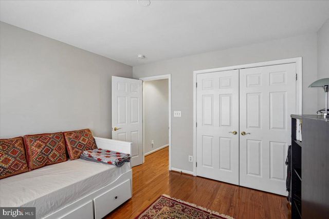 2181 SANDBURG ST, Dunn Loring, VA 22027