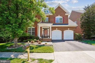 2181 SANDBURG ST, Dunn Loring, VA 22027