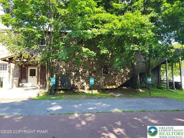243 Main Street, Luzerne, PA 18661