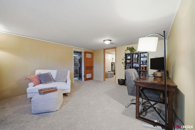 1810 Otoe Street, Lincoln, NE 68502