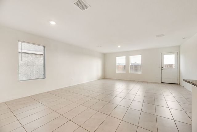 1012 Barkers Pond Avenue, Forney, TX 75126