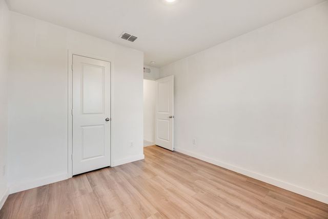 1012 Barkers Pond Avenue, Forney, TX 75126