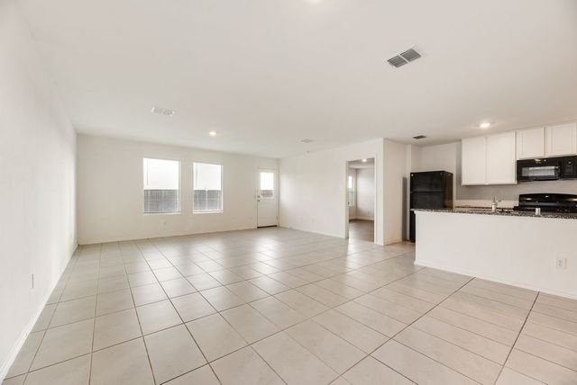 1012 Barkers Pond Avenue, Forney, TX 75126