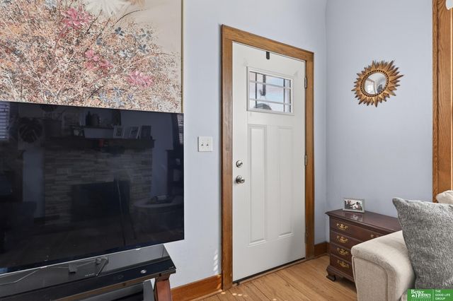 4432 Hickory Street, Omaha, NE 68105