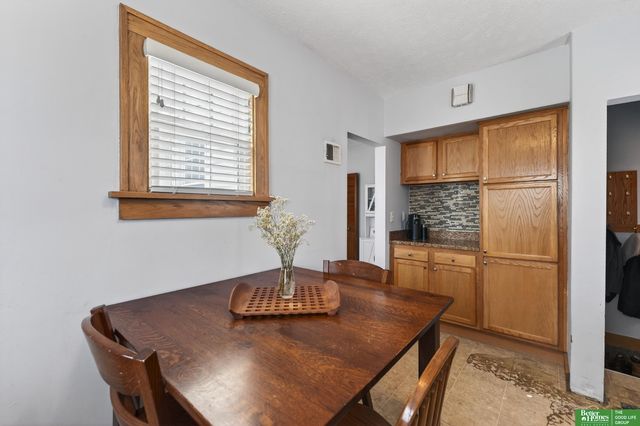 4432 Hickory Street, Omaha, NE 68105