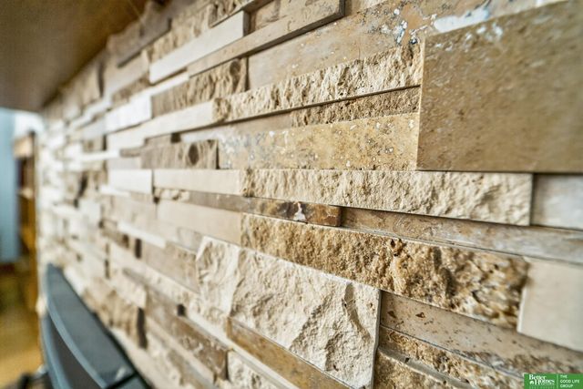 4432 Hickory Street, Omaha, NE 68105