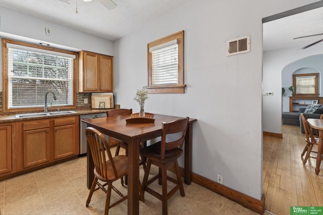 4432 Hickory Street, Omaha, NE 68105