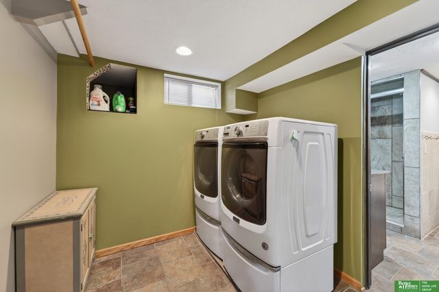 4432 Hickory Street, Omaha, NE 68105