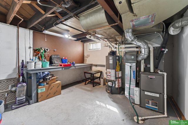 4432 Hickory Street, Omaha, NE 68105