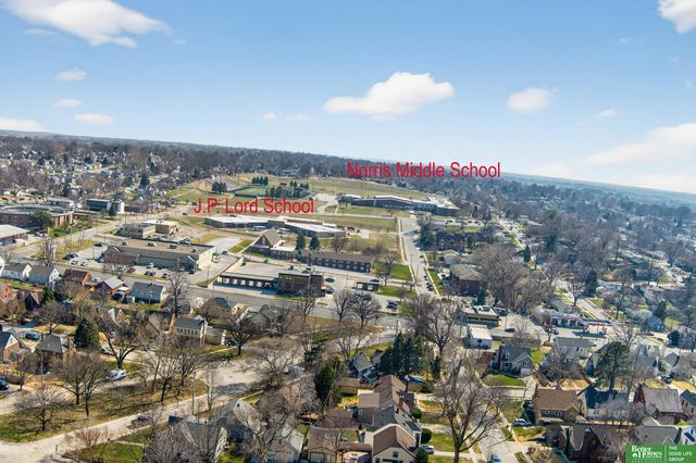 4432 Hickory Street, Omaha, NE 68105