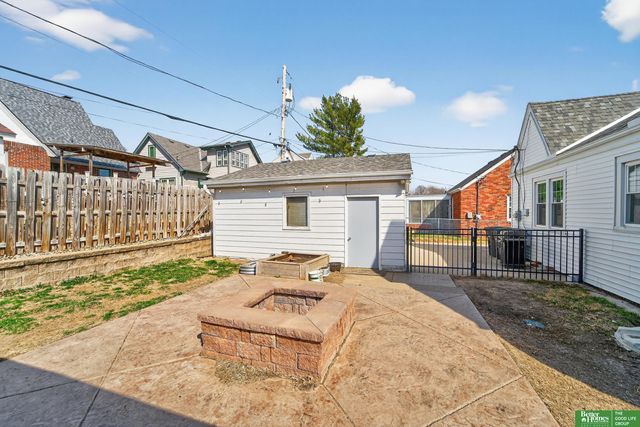 4432 Hickory Street, Omaha, NE 68105