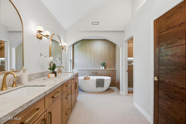 3041 Three Springs Drive, Westlake Village, CA 91361