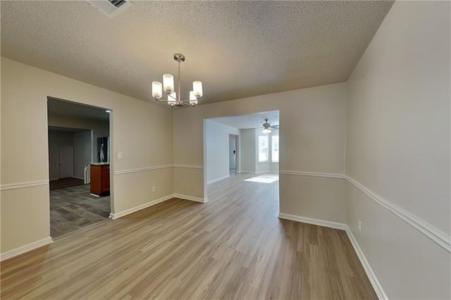 137 Legend Creek Drive, Canton, GA 30114