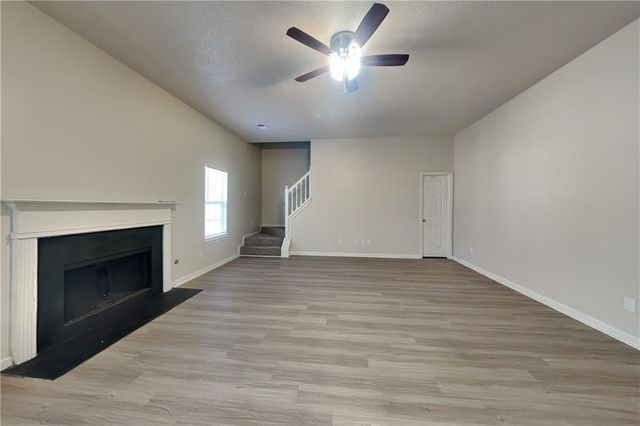 137 Legend Creek Drive, Canton, GA 30114