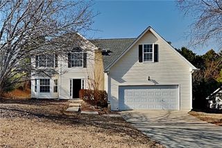137 Legend Creek Drive, Canton, GA 30114
