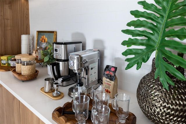 1420 SW 17th St 0, Miami, FL 33145