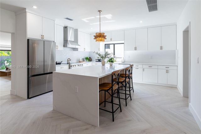 1420 SW 17th St 0, Miami, FL 33145