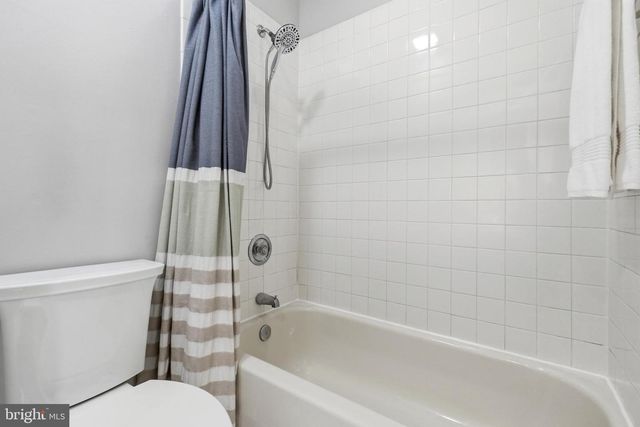 2003 FOUNTAIN ST, Baltimore, MD 21231