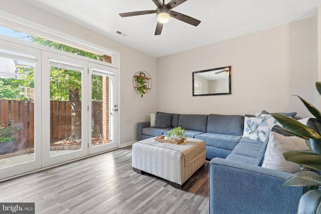 2003 FOUNTAIN ST, Baltimore, MD 21231