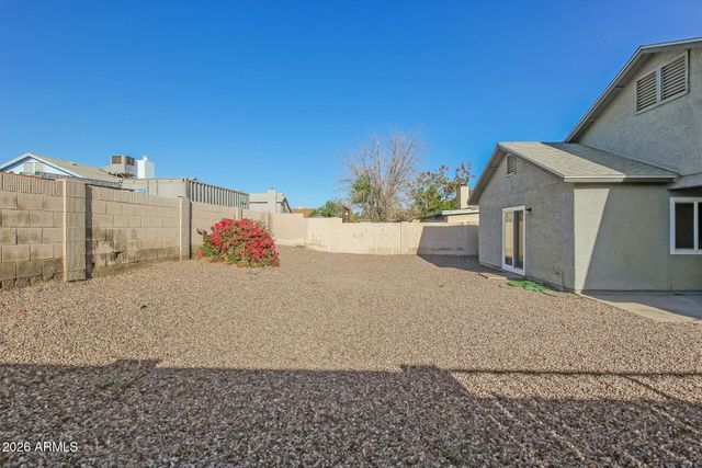 1655 E SAINT CHARLES Avenue, Phoenix, AZ 85042