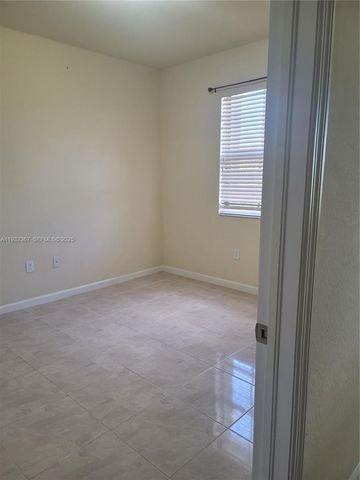 11858 SW 153rd Ct, Miami, FL 33196