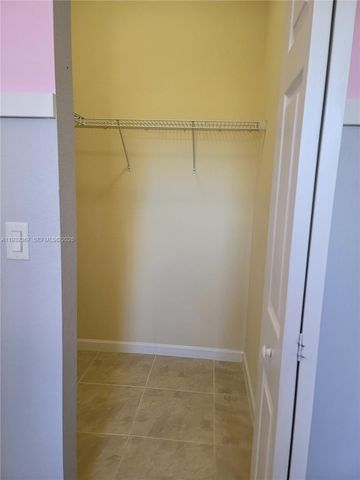 11858 SW 153rd Ct, Miami, FL 33196