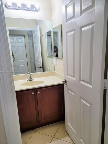 11858 SW 153rd Ct, Miami, FL 33196