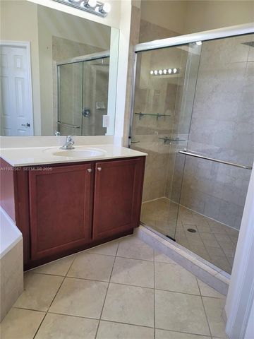 11858 SW 153rd Ct, Miami, FL 33196