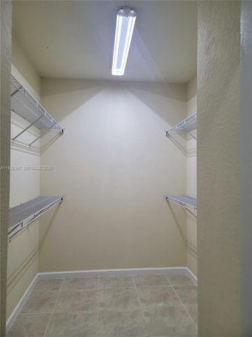 11858 SW 153rd Ct, Miami, FL 33196