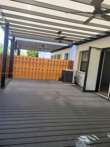 11858 SW 153rd Ct, Miami, FL 33196