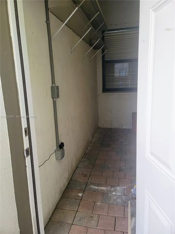 11858 SW 153rd Ct, Miami, FL 33196