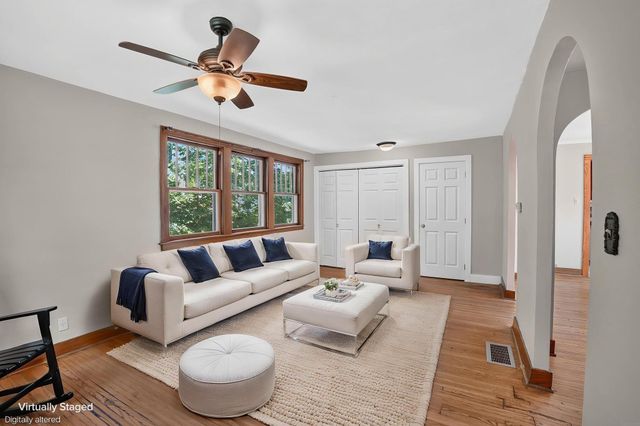 1310 Iowa Street, Cedar Falls, IA 50613