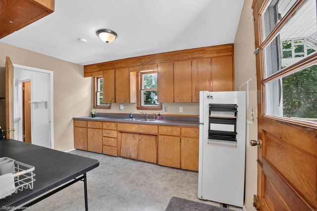 1310 Iowa Street, Cedar Falls, IA 50613