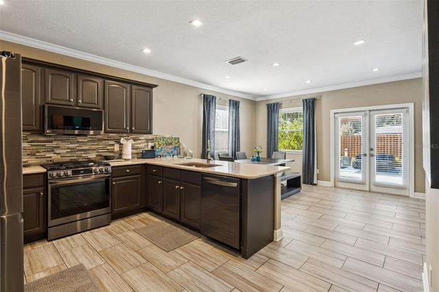 1810 ILLINOIS STREET, Orlando, FL 32803