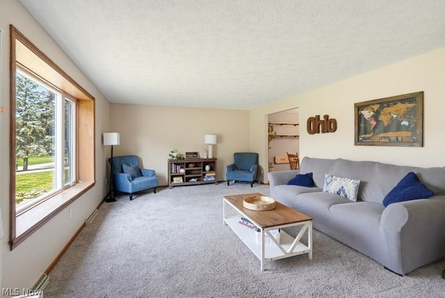 5234 Shamrock Avenue NW, North Canton, OH 44720
