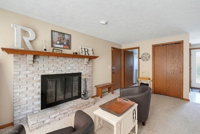 5234 Shamrock Avenue NW, North Canton, OH 44720