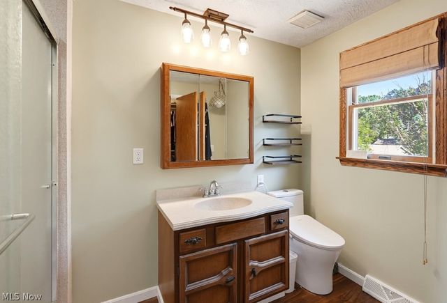 5234 Shamrock Avenue NW, North Canton, OH 44720