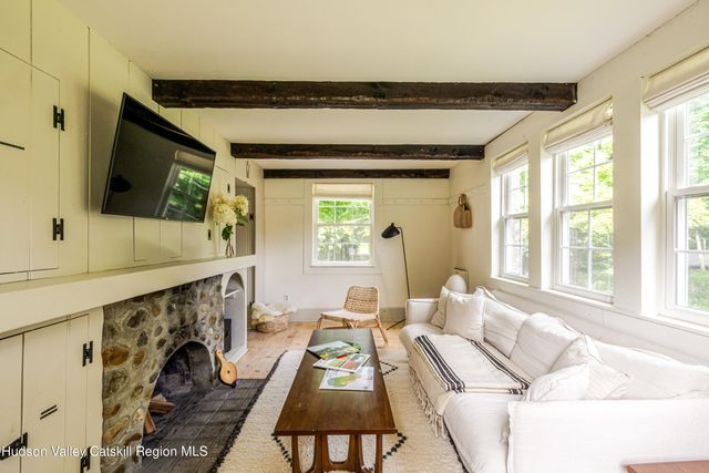 111 Miller Road 1, Hudson, NY 12534