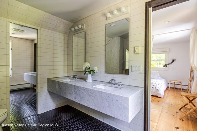 111 Miller Road 1, Hudson, NY 12534