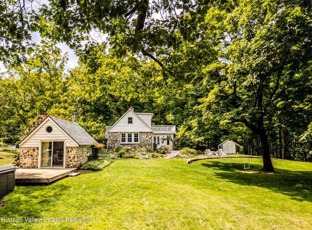 111 Miller Road 1, Hudson, NY 12534